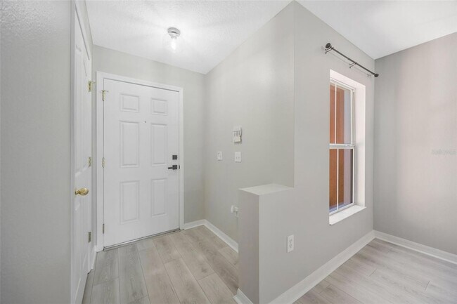 Foto del edificio - 6831 Dartmouth Hill St