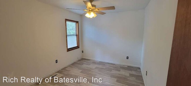 Building Photo - 1 br, 1 bath House - 2265 Lyon Street