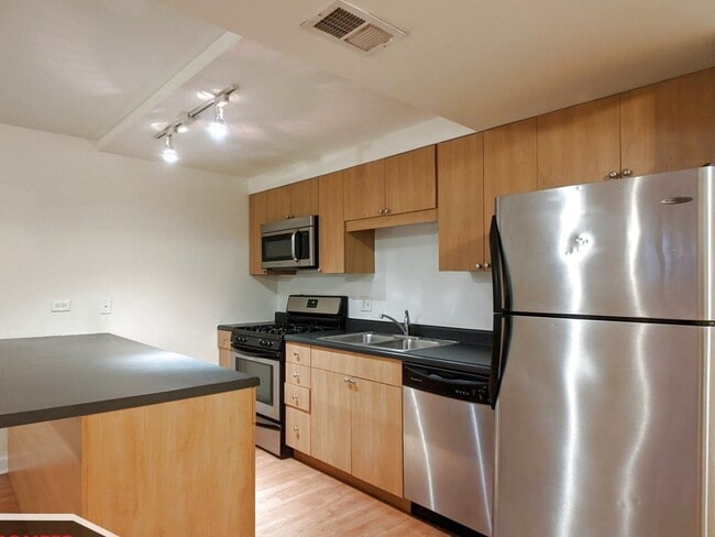 Foto del edificio - 2134 W Concord Pl