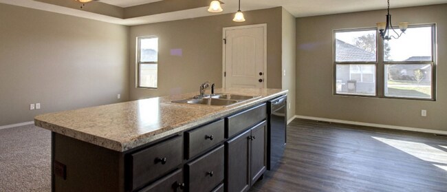 Foto del edificio - Beautiful 4 Bedroom Rental Home with fully fenced yard!