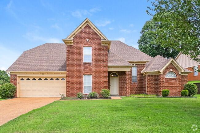 Building Photo - 15 Oakridge Cove