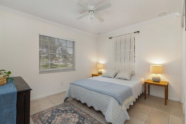 Foto del edificio - 808 Iroquois St