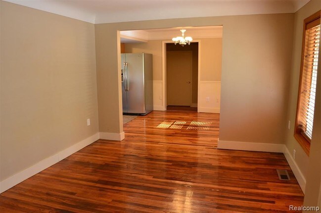 Foto del edificio - 34424 Capitol St