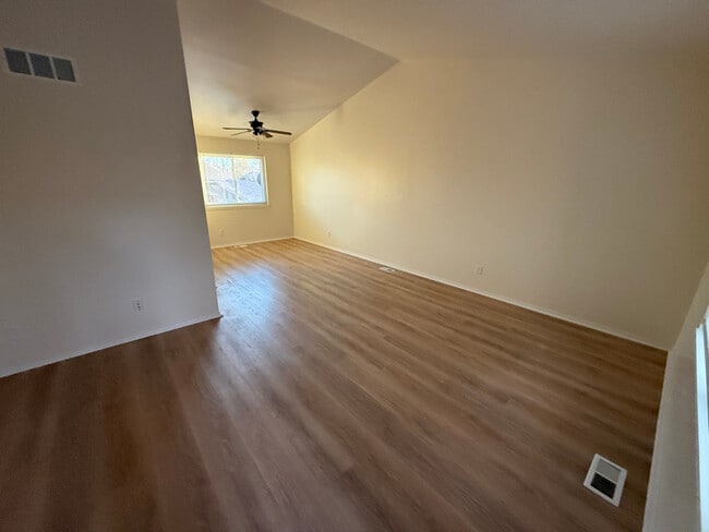 Photo - 5380 S Prescott St Apartment