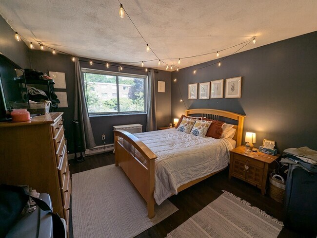 Foto del edificio - 65 Milliken Ave