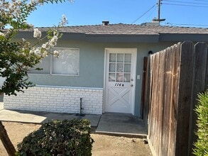 Building Photo - 114 Garnsey Ave