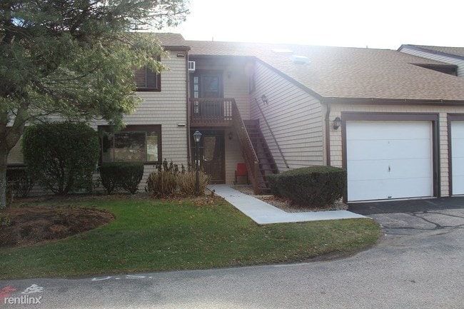 Building Photo - 30 Sweet Meadows Ct