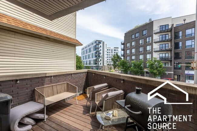 Building Photo - 2 bedroom in Chicago IL 60642