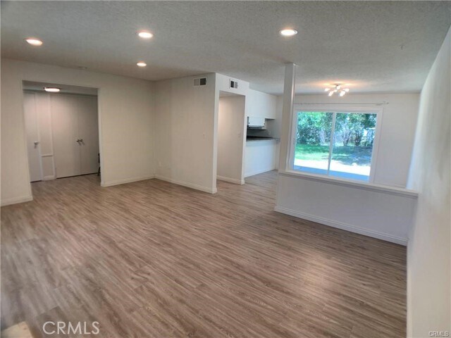 Foto principal - 3151 Newell Dr