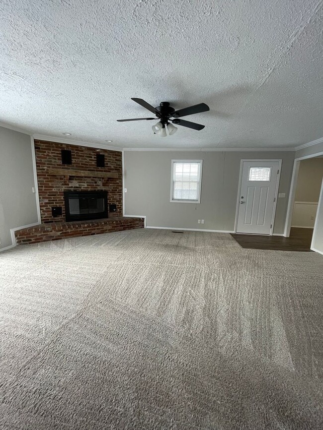 Building Photo - 2611 Brown St