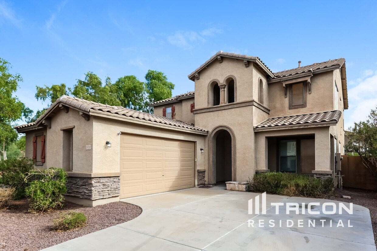 Primary Photo - 25727 N Desert Mesa Dr
