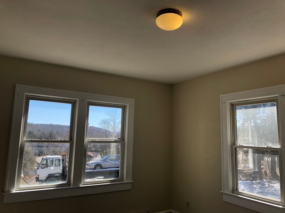 19 Knoll St, Harveys Lake, PA 18618 House Rental in Harveys Lake, PA