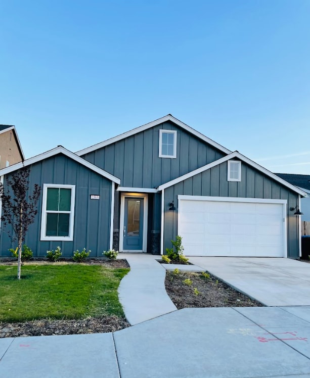 Building Photo - 2365 Pepperdine Dr