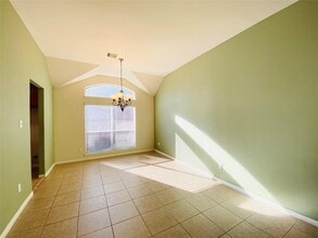Building Photo - 17222 Dark Cavern Ct