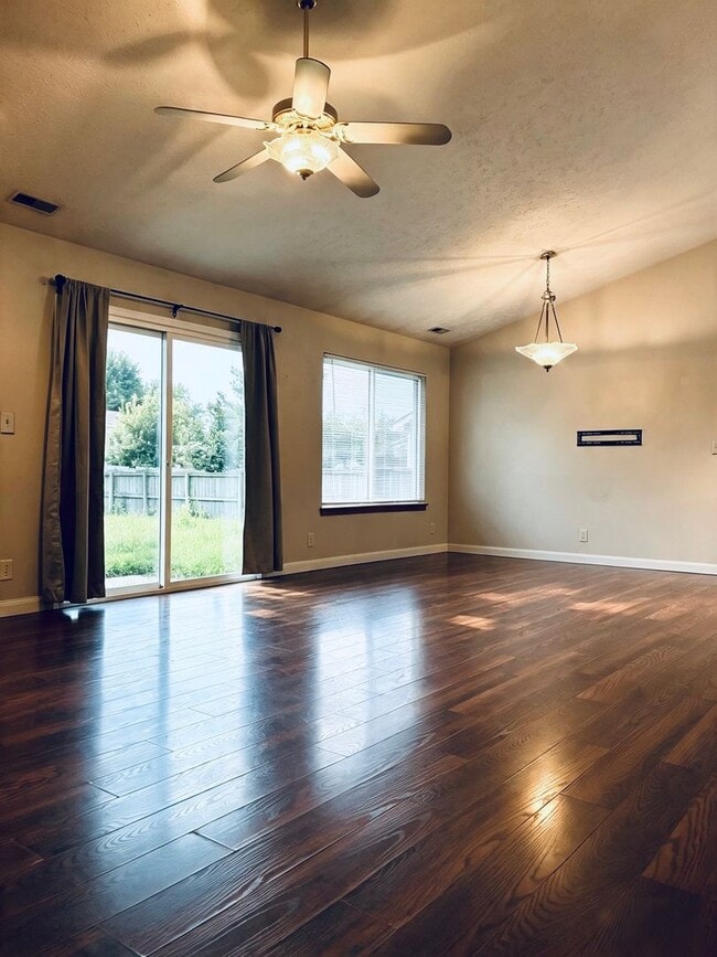 Foto del edificio - 4327 Hadley Ct