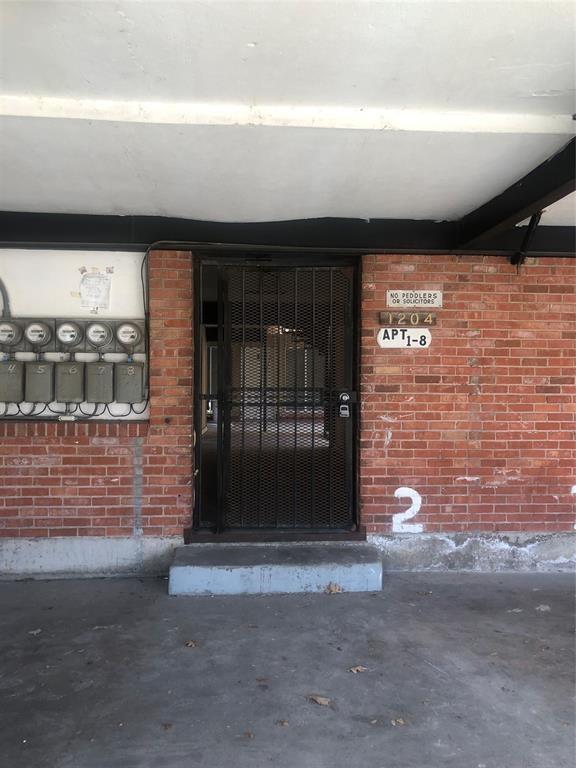 Building Photo - 1204 St Joseph St