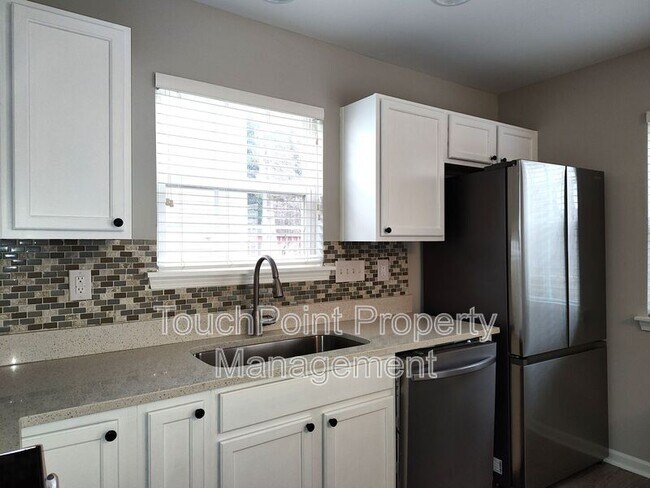 Foto del edificio - 7383 Sun Dance Dr