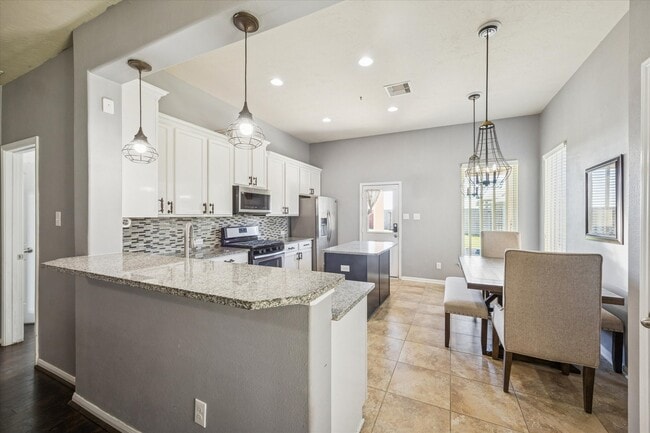 Foto del edificio - 8103 Heartbrook Field Ln