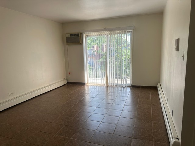 Building Photo - 363 Hawthorne Cir