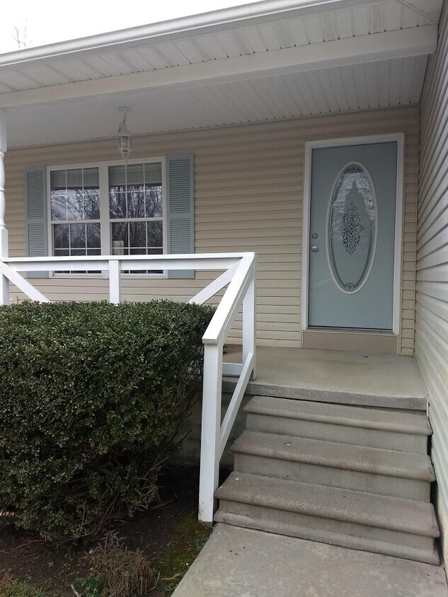 Primary Photo - 1033 Ackia Dr