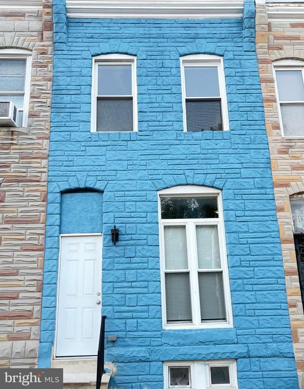 Building Photo - 1904 E Lanvale St