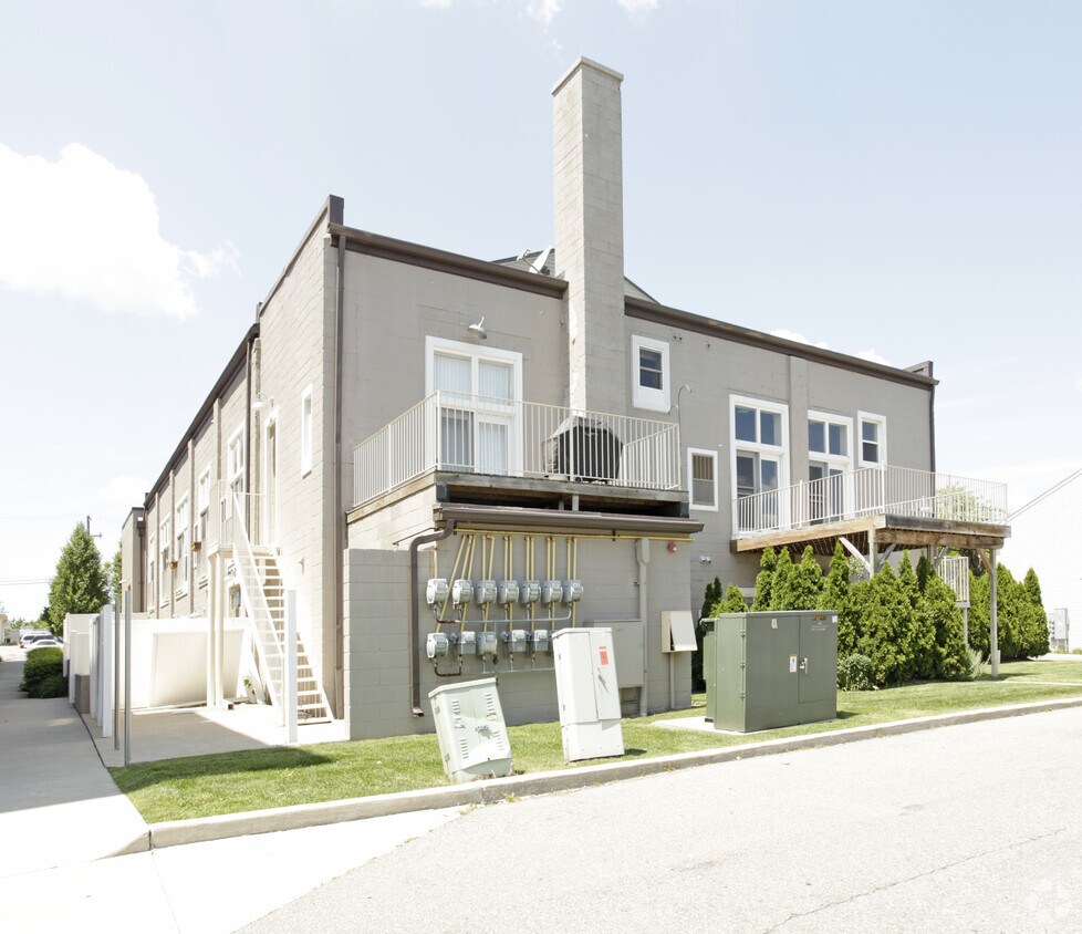 VFW Hall Post 1794, Bldg 1 Apartments in Mount Clemens, MI