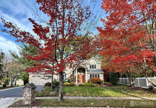 Building Photo - 4 Rebel Run Dr