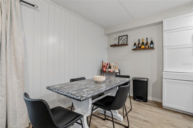 Building Photo - 1154 Paseo Del Sol