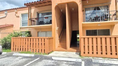 Building Photo - 7100 Fairway Dr