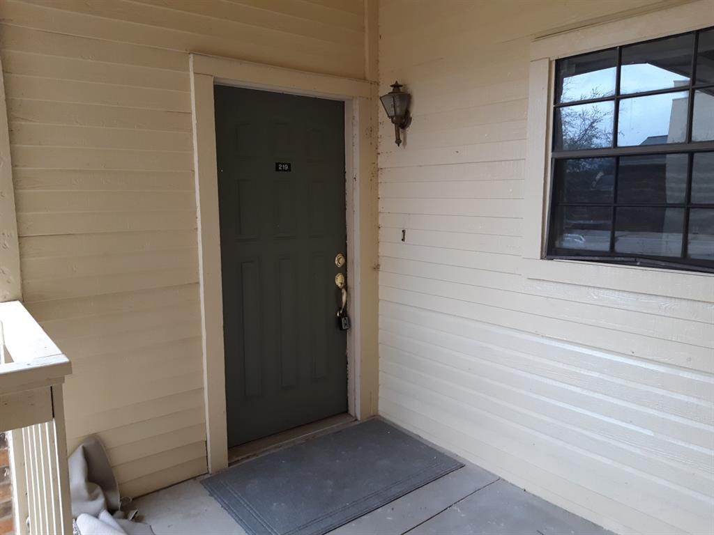 3120 Devonshire Dr Unit 219, Plano, TX 75075 Condo for Rent in Plano