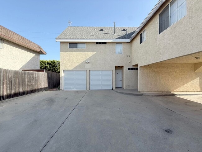 Photo - Alhambra Dr Apartment