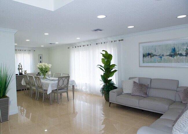 Foto del edificio - 6125 NW 40th St