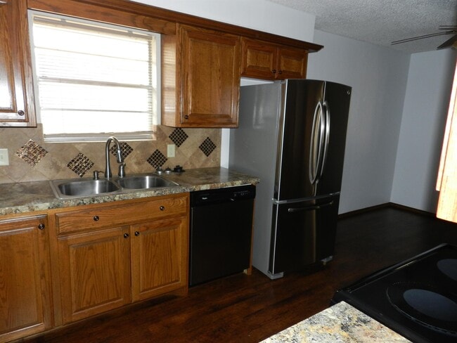 Foto del edificio - 301 NW 63rd St