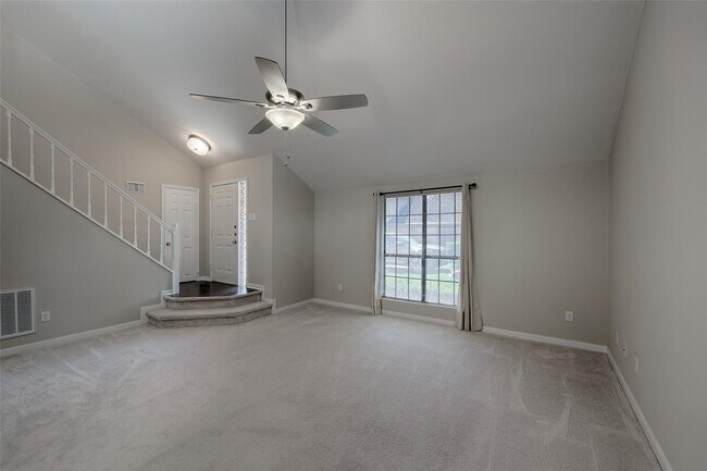 Foto del edificio - 7720 Theissetta Dr