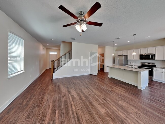 Building Photo - 4714 Reisswood Loop