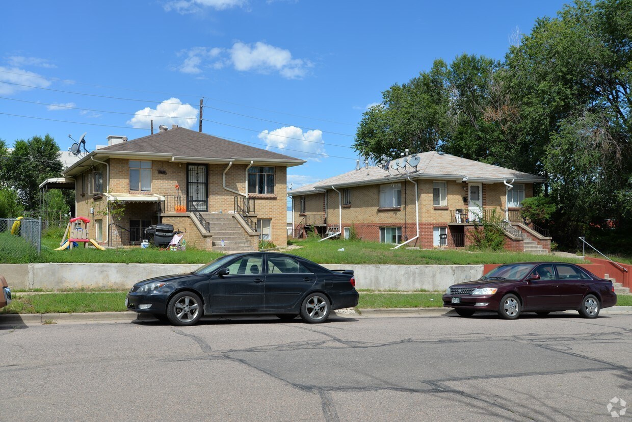 Foto principal - 3627 S Sherman St