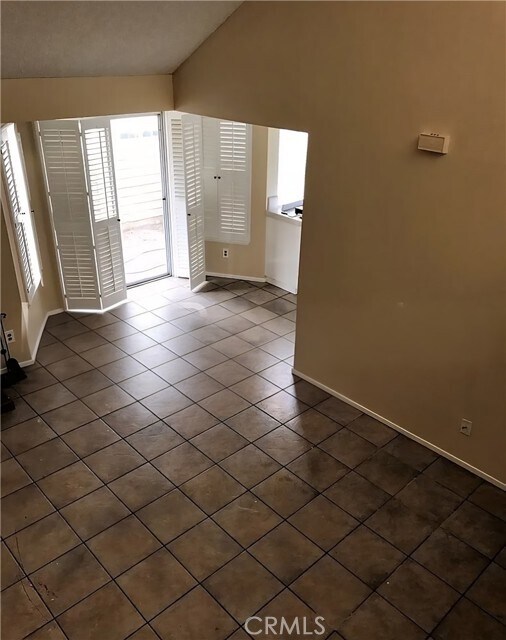 Foto del edificio - 6 Marigold