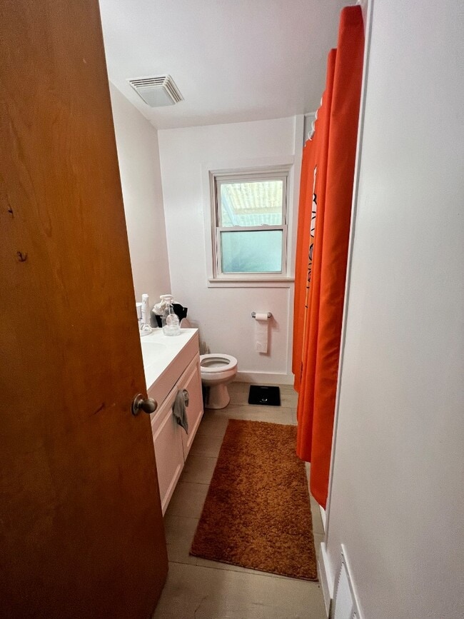 Foto del edificio - 3116 Mackinaw St