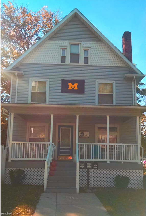 Primary Photo - 9 br, 4 bath House - 324 John St