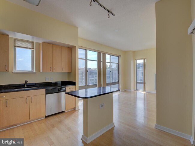 Foto del edificio - 475 K St NW