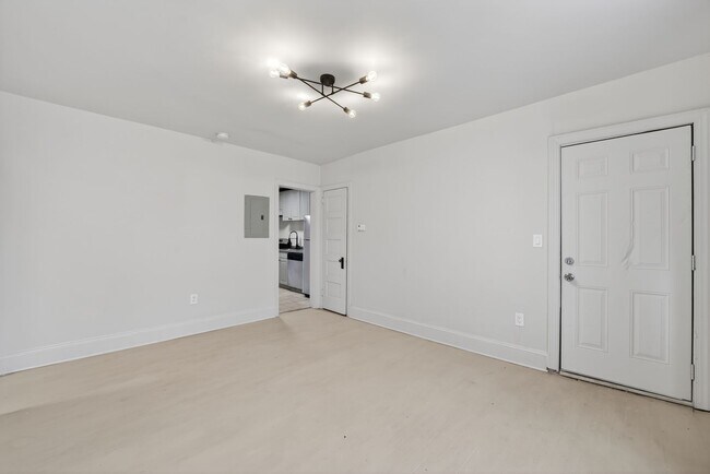 Foto del edificio - 1239 Penn St NE