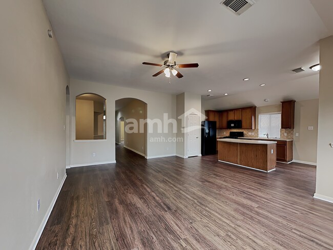 Foto del edificio - 21803 Prairie Spring Ln