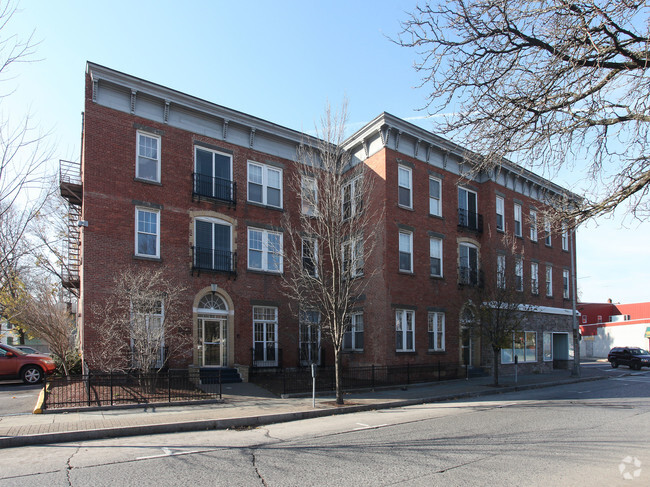 Foto del edificio - Franklin Apartments