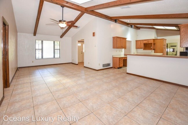 Building Photo - 3 br, 2.5 bath House - 47 Sycamore Circle