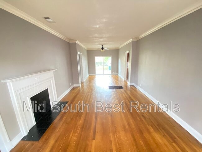Building Photo - 861 Cypress Dr