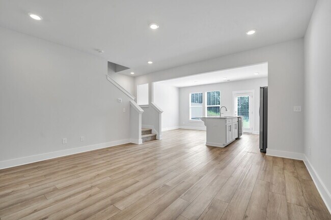 Building Photo - 1509 Rivermeade Dr