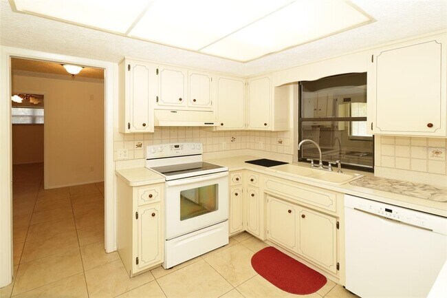 Foto del edificio - 5320 Jones Ct