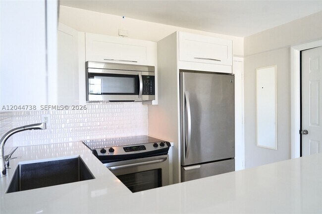 Foto del edificio - 3000 N Ocean Blvd