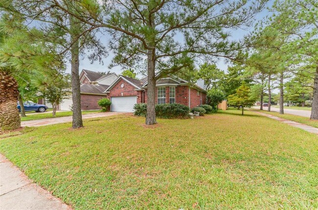 Building Photo - 15019 Trumpet Vine Ln