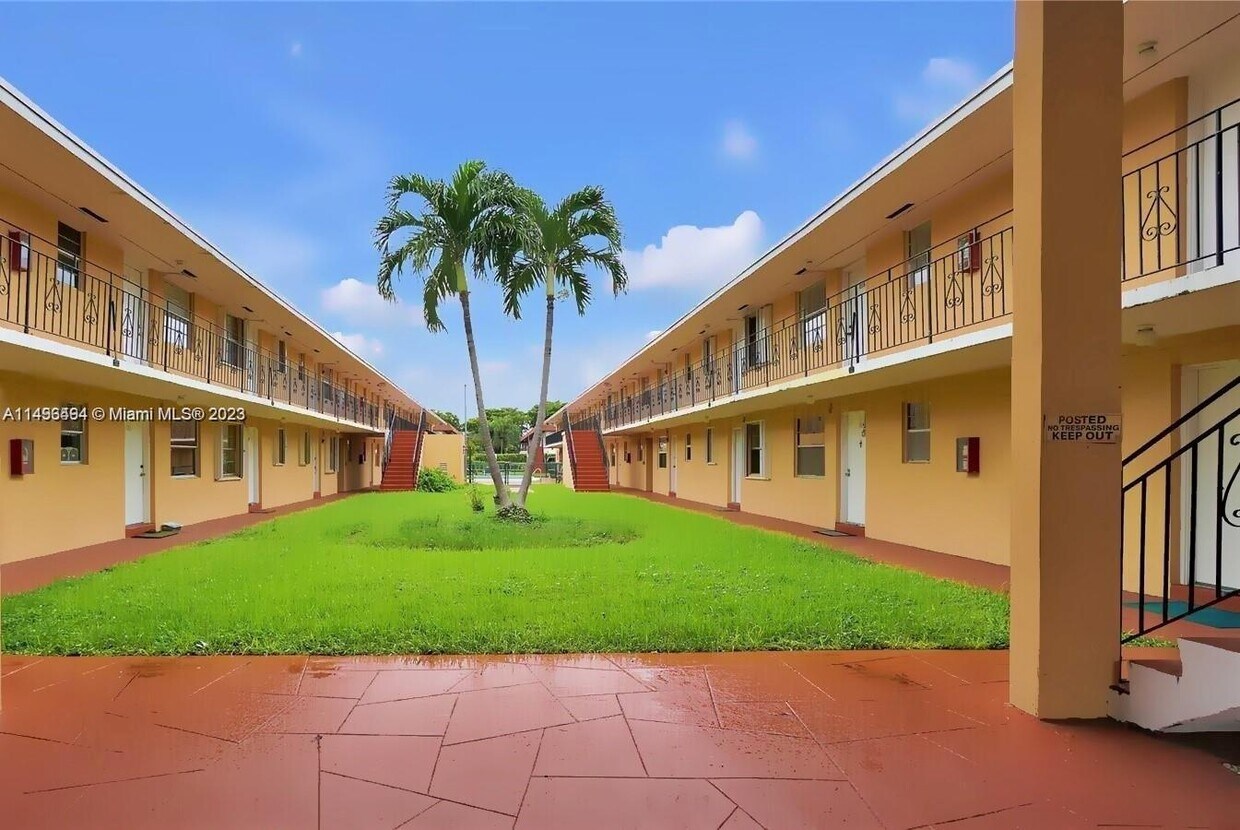 3800 SW 102nd Ave Unit 206, Miami, FL 33165 Condo for Rent in Miami, FL